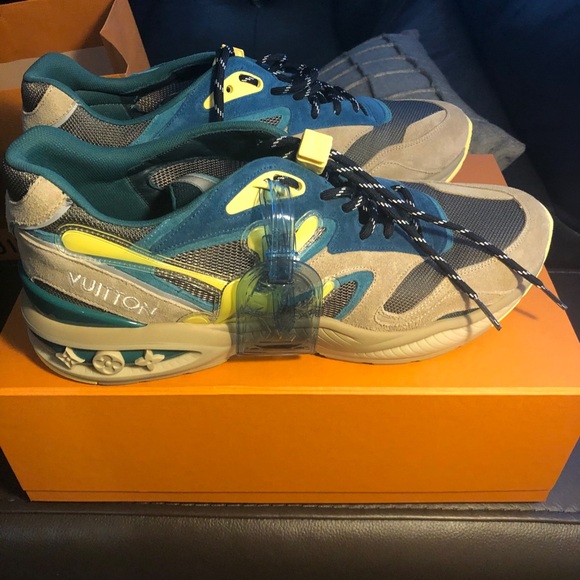 Louis Vuitton sneakers - Picture 4 of 4